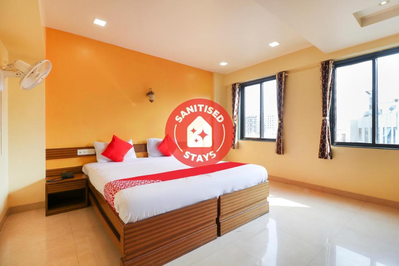 Oyo 10679 Hotel Nanashree Executive Vagholi المظهر الخارجي الصورة
