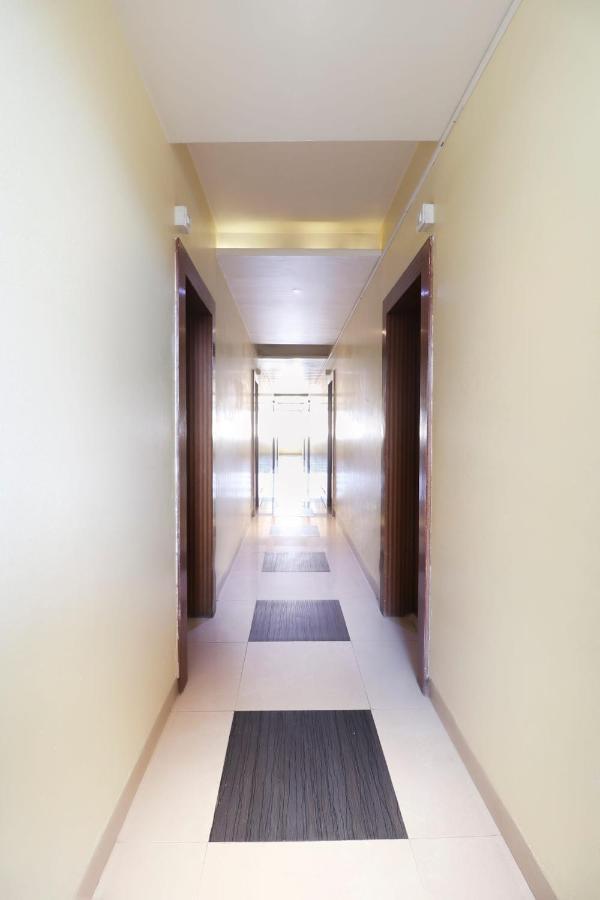 Oyo 10679 Hotel Nanashree Executive Vagholi المظهر الخارجي الصورة