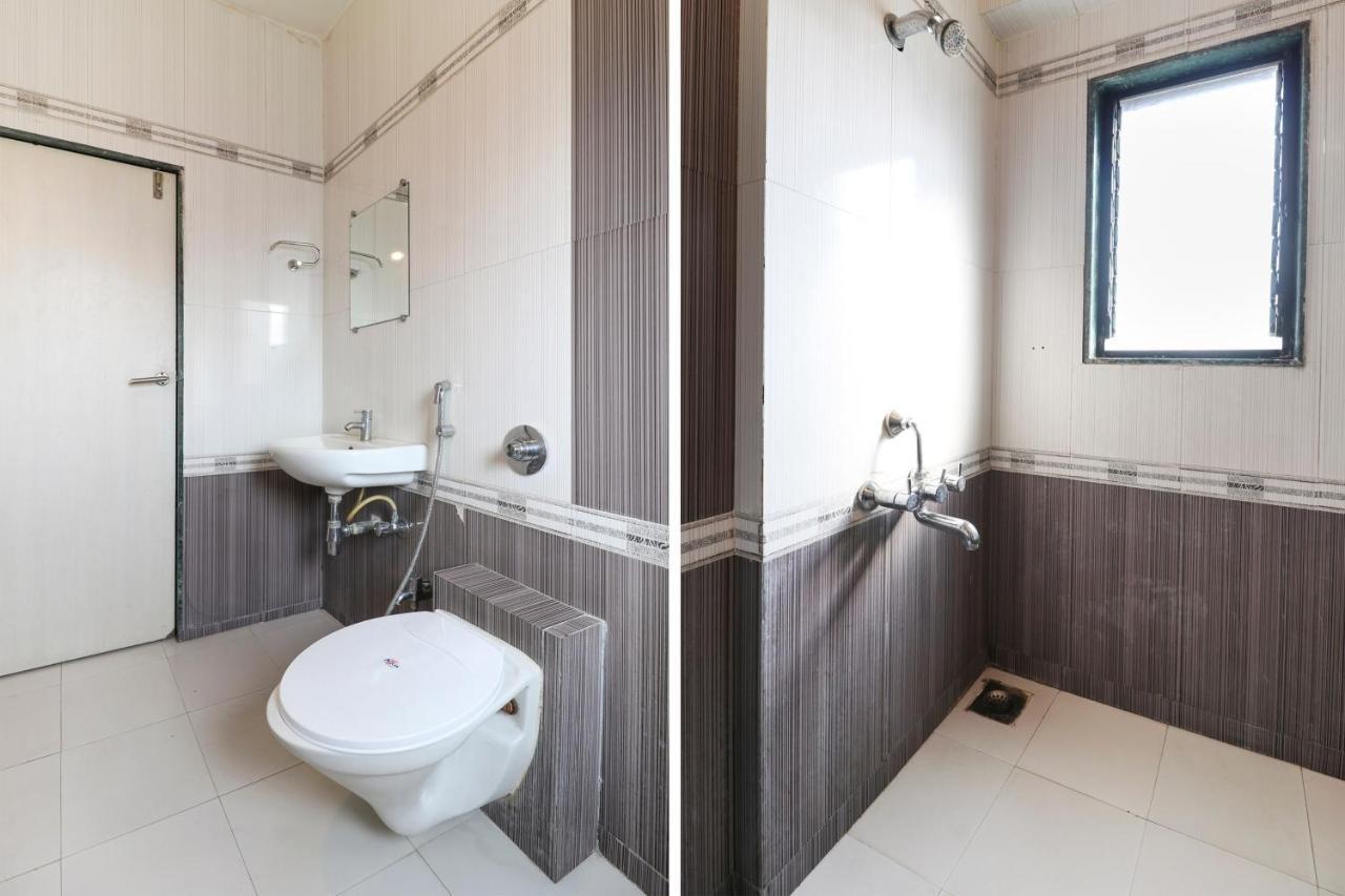 Oyo 10679 Hotel Nanashree Executive Vagholi المظهر الخارجي الصورة